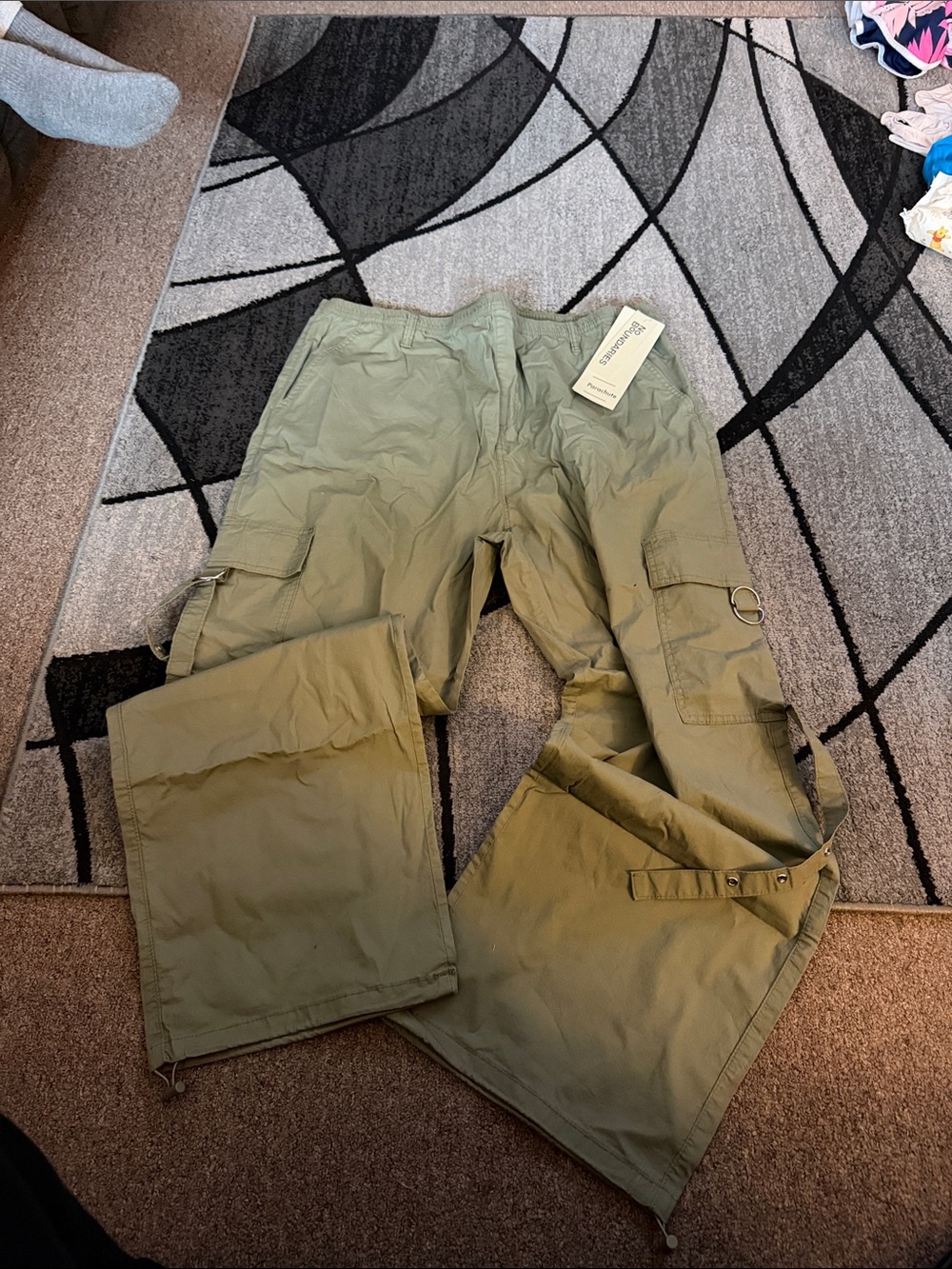 No Boundaries Olive Green Wide Leg Cargo Pants